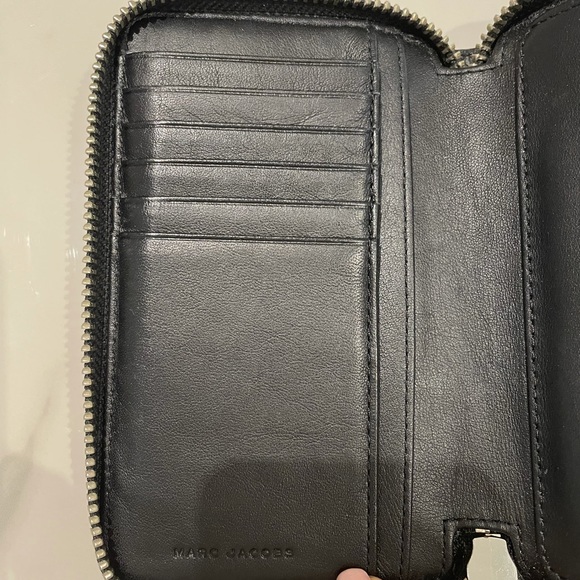 Marc Jacobs Black leather Wristlet - Picture 4 of 5